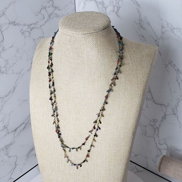 VINTAGE Bronze and Seed Bead Delicate Single Strand Necklace - Picture 2 of 8